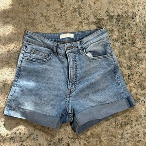 H and M shorts